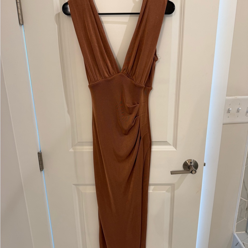 Elegant Brown Sleeveless Dress